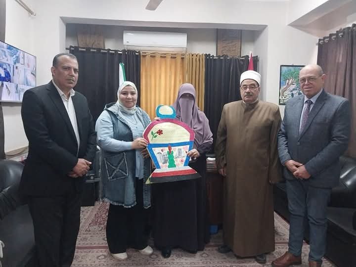 تكريم بعض عميدات معاهد الجيزة الازهرية