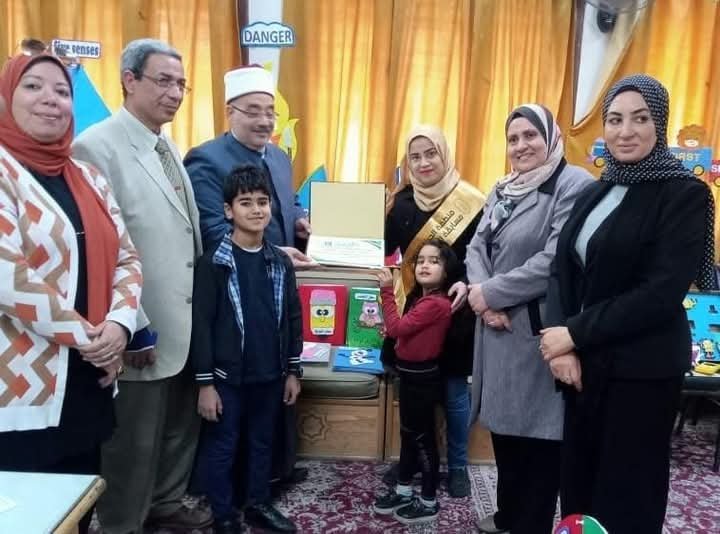 تكريم “المعلمة القدوة” بالجيزة الأزهرية