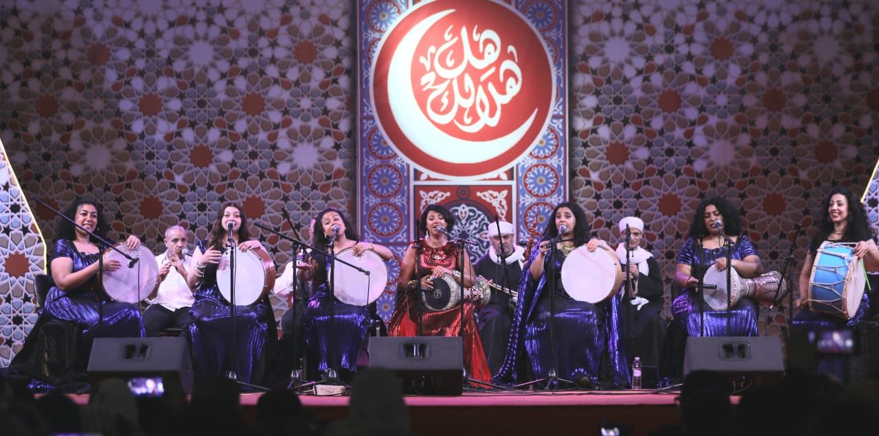 "يا حبيبتى يامصر" بصوت فرقة "طبلة الست" بساحة الهناجر .