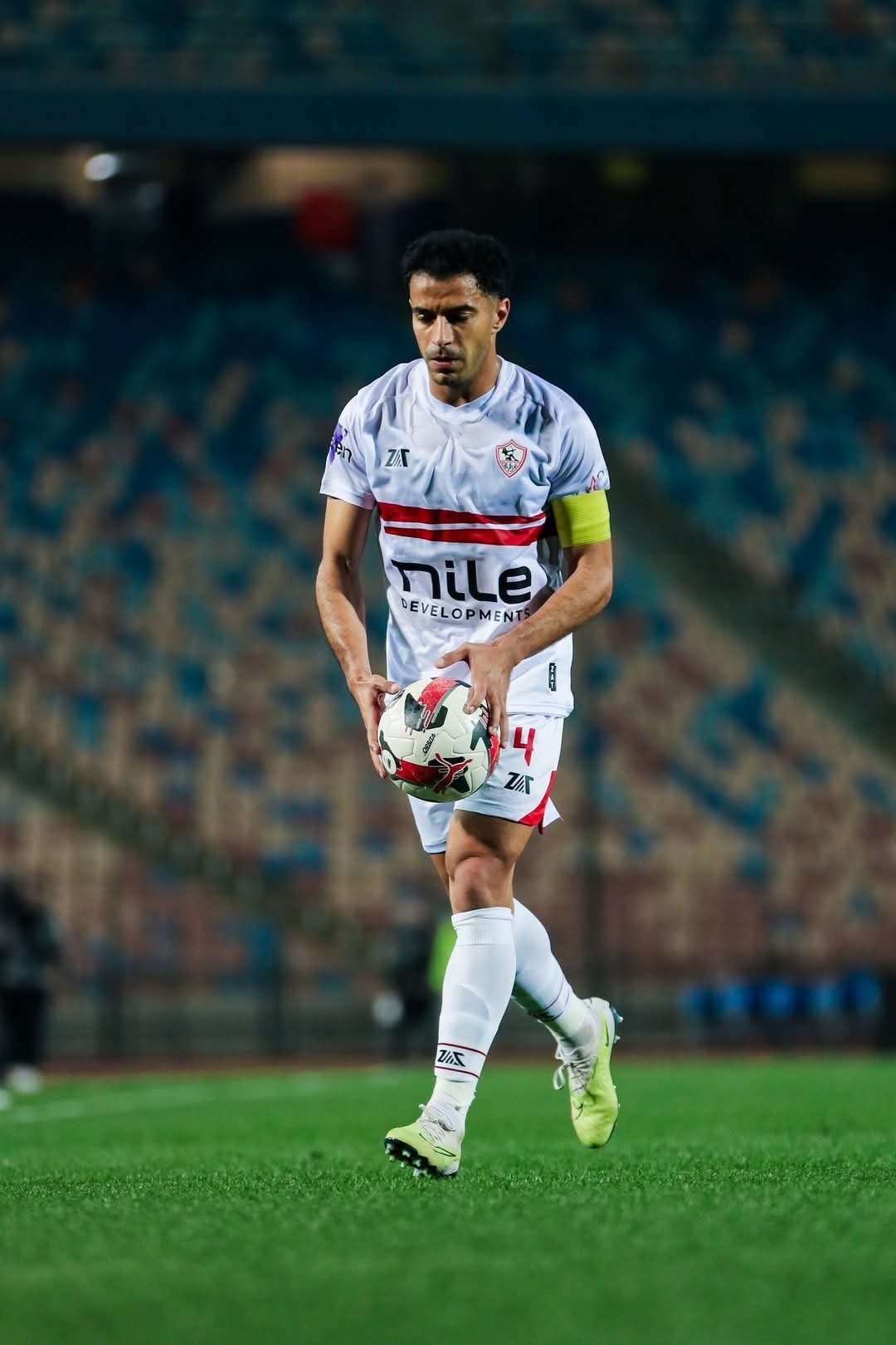 أول تعليق من عمر جابر بعد تجديد عقده مع الزمالك 