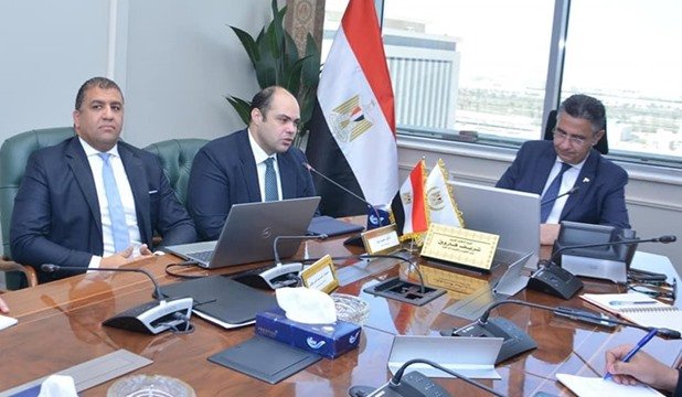 وزير التموين والتجارة يلتقي برئيس جهاز حماية المنافسة