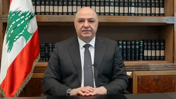 الرئيس اللبناني يدين محاولات استدراج بلاده إلى دوامة العنف