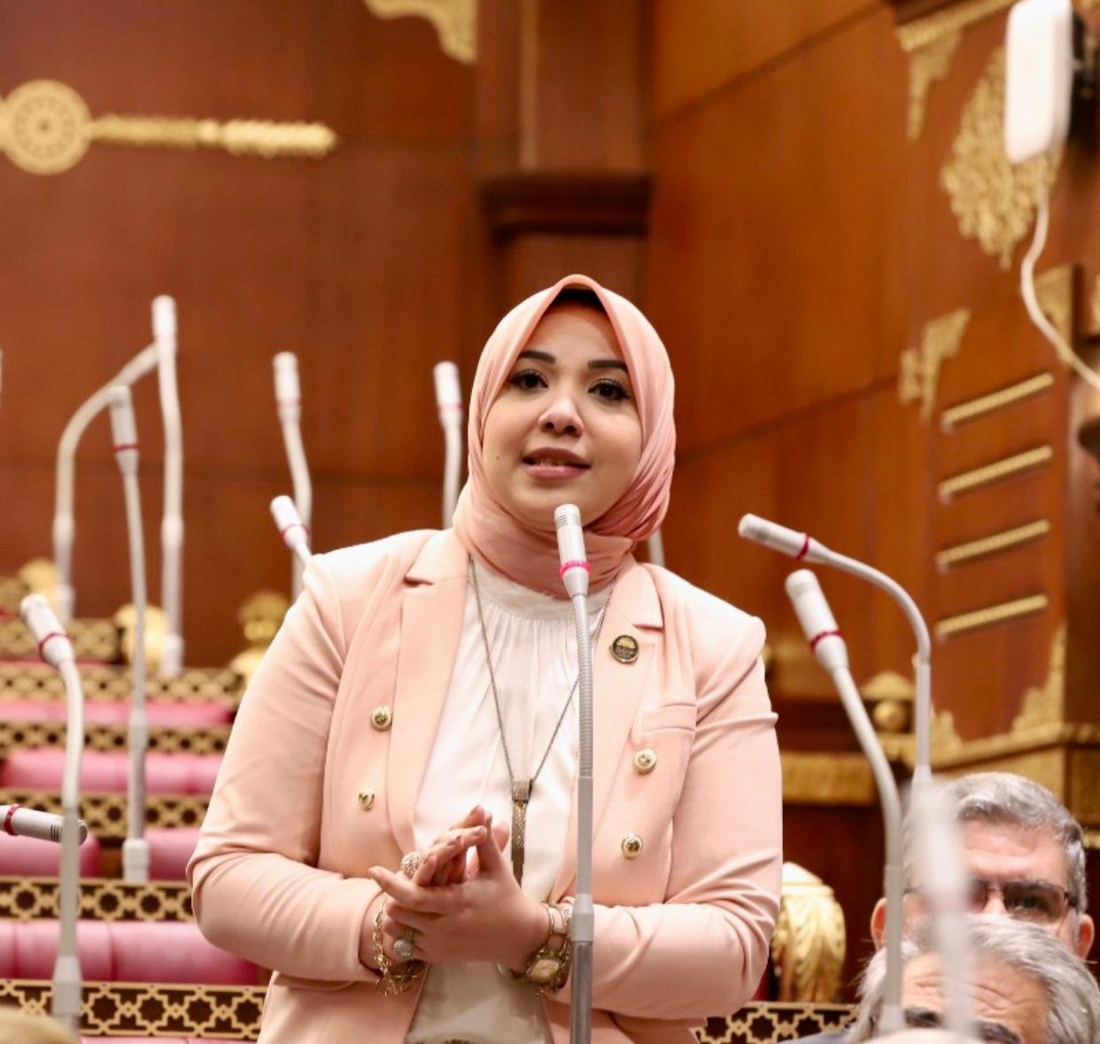 برلمانية : السيسي يضع قضايا تمكين المرأة فى صدارة أولويات الدولة المصرية