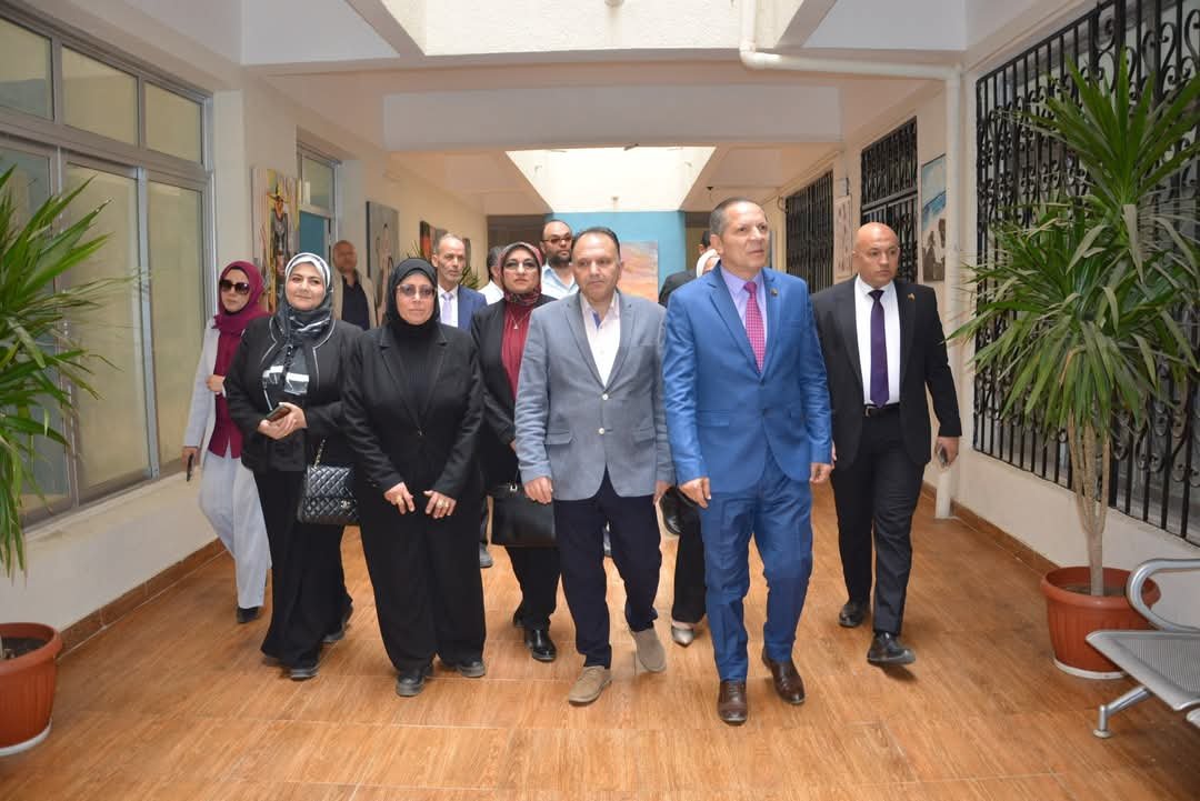 رئيس جامعة دمياط وعمداء الكليات يتفقدون المدينة الجامعية