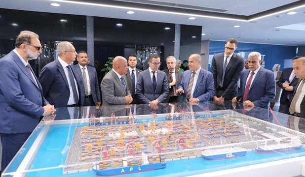 وزير الاستثمار يُتابع إجراءات تقليل زمن الإفراج الجمركي بميناء الإسكندرية