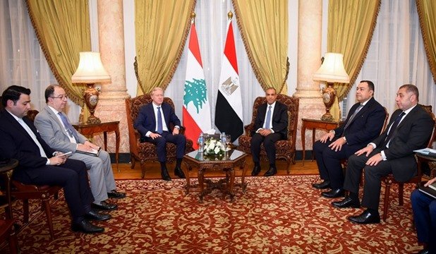 وزير الخارجية والهجرة يستقبل نظيره اللبناني