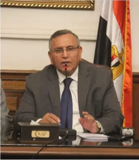الوفد يهنىء العمال المصريين فى عيدهم