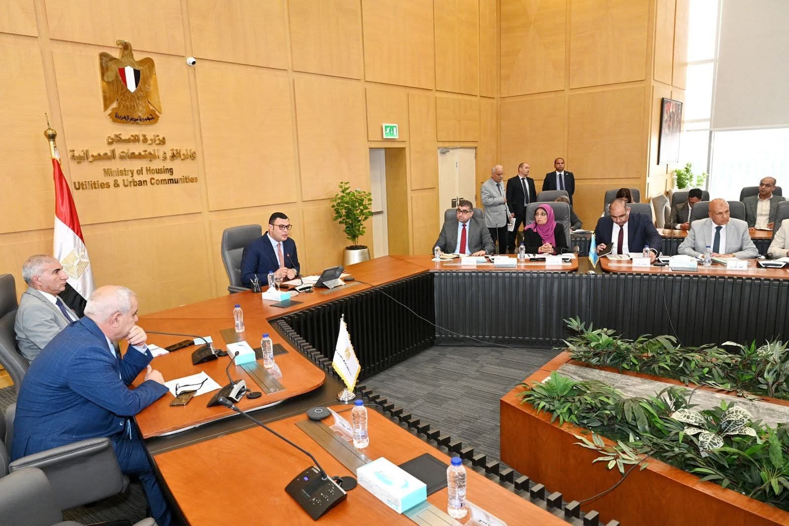 تنفيذًا لقرار دولة رئيس الوزراء بتشكيل اللجنة برئاسة وزير الإسكان:
