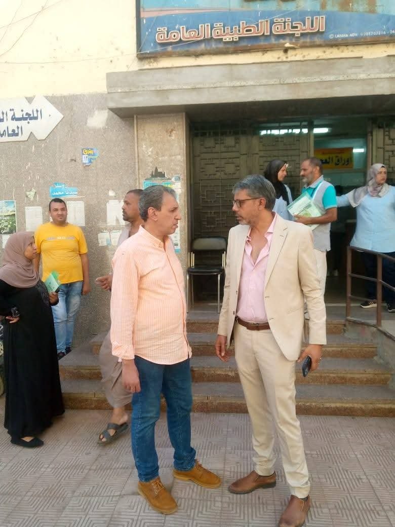 تفقد مدير فرع شمال شرق الدلتا أعمال اللجنة الطبية العامة بالدقهلية