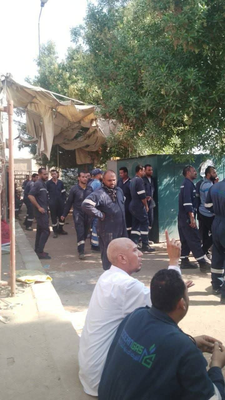 وقفة احتجاجية لعمّال الشركة الحديثة للغاز الطبيعي بقنا