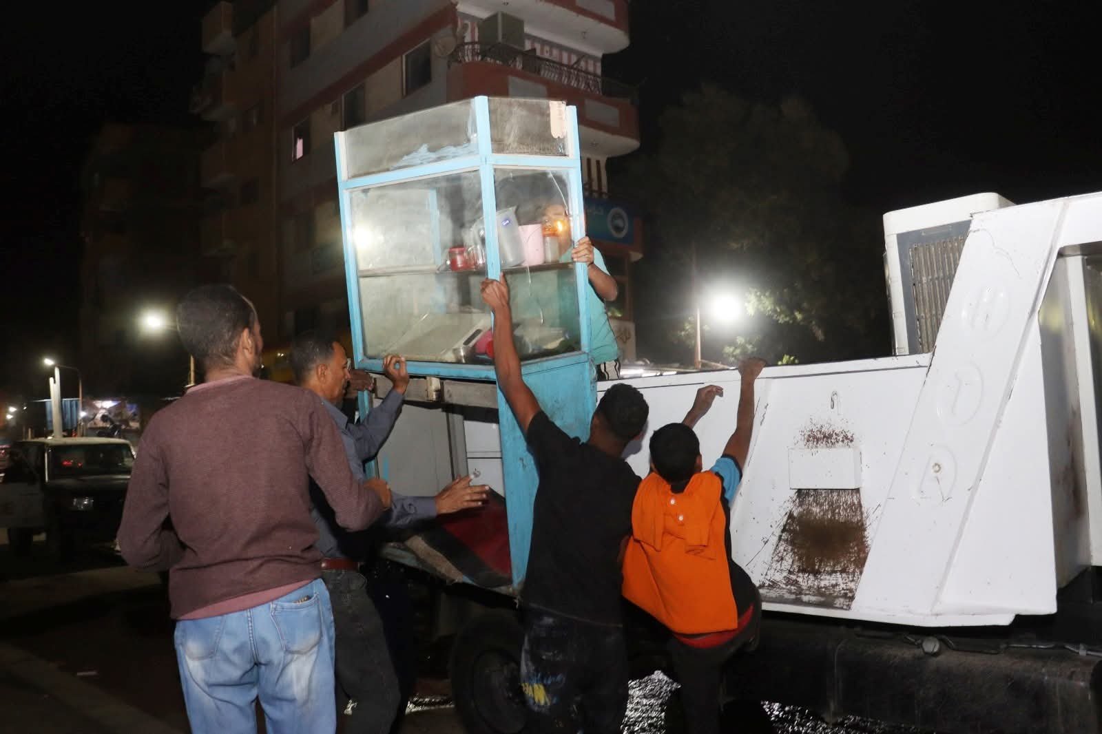 حملات مكثفة تعيد الانضباط لشرق أسوان