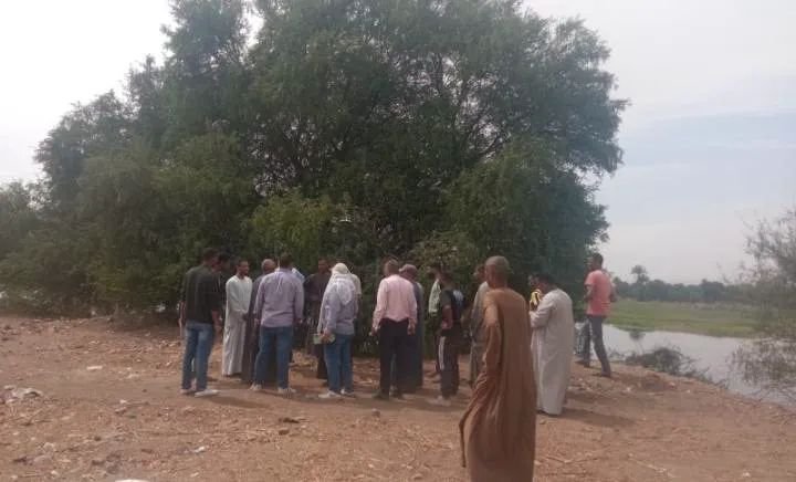 رفع مساحى لأرض مركز شباب قرية أم غرباب بالطود