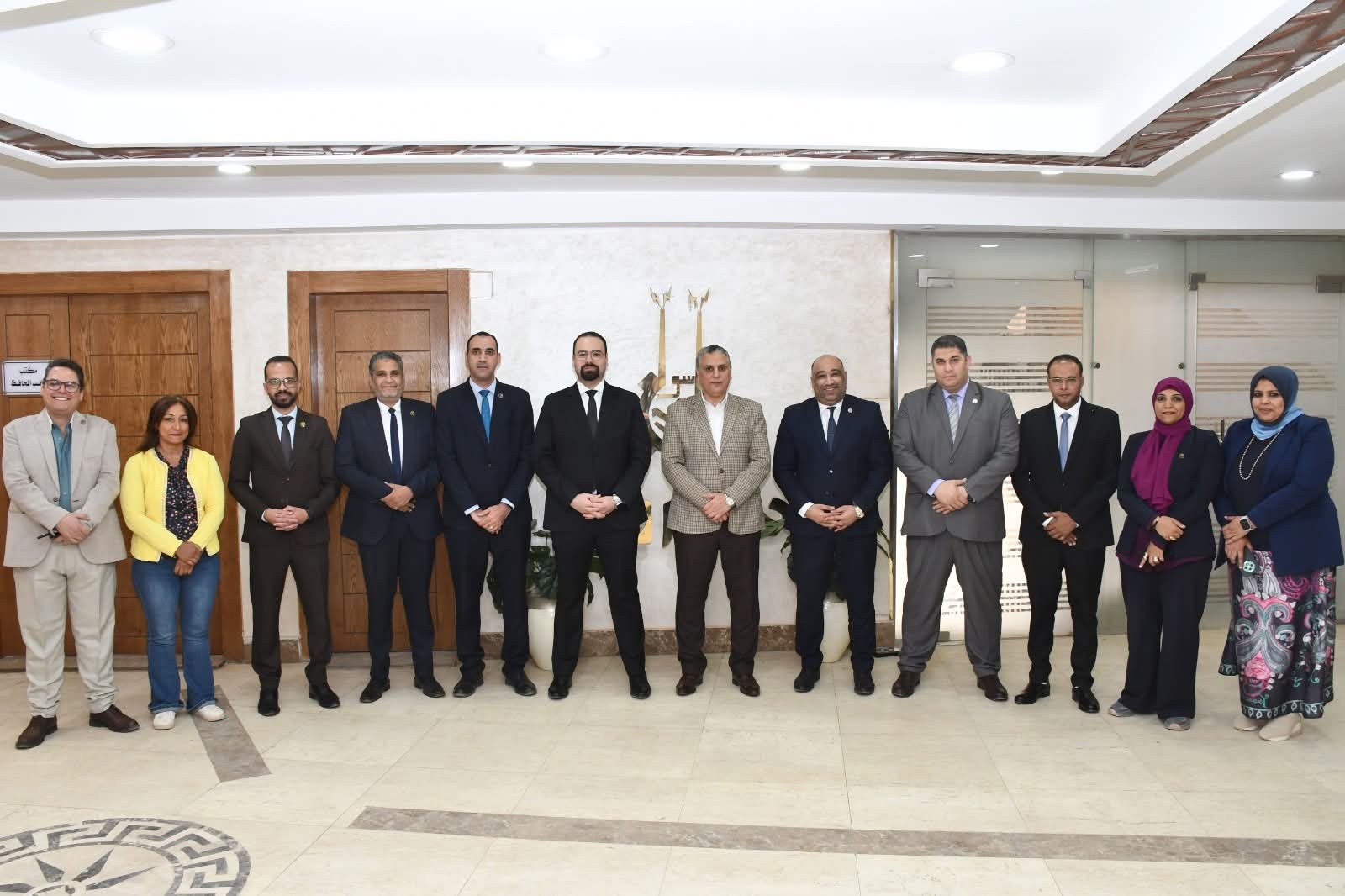 المهندس عمرو لاشين يوجه نائبه بإستقبال مديرى المستشفيات الجدد لدعم المنظومة الصحية والإرتقاء بمستوى الخدمات الطبية المقدمة للمواطن الأسوانى