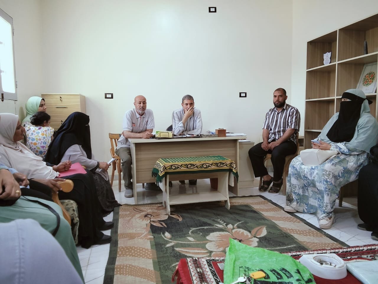 اصابه 11عاملا اثر حادث انقلاب سيارة ربع طريق القصاصين الاسماعيليه