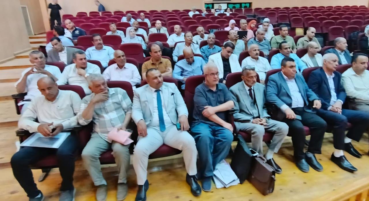 “الزراعة” تعقد اجتماعا موسعا لمتابعة خطة مكافحة دودة الحشد الخريفية على مستوى الجمهورية